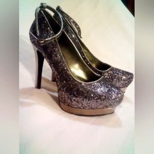 Sparkle stiletto size 8 1/2